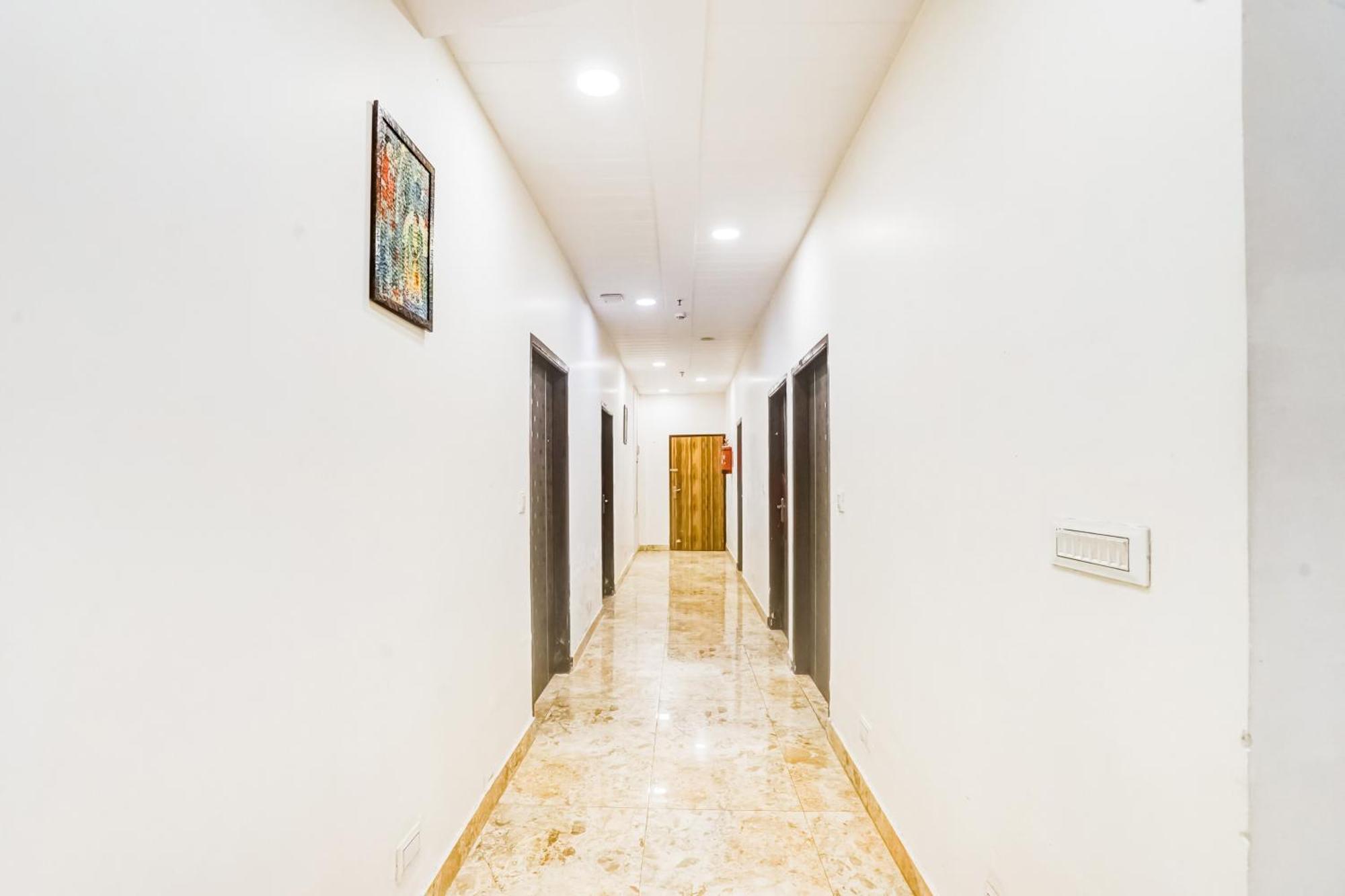 Super Townhouse Jagatpura Hotel Jaipur Exterior foto