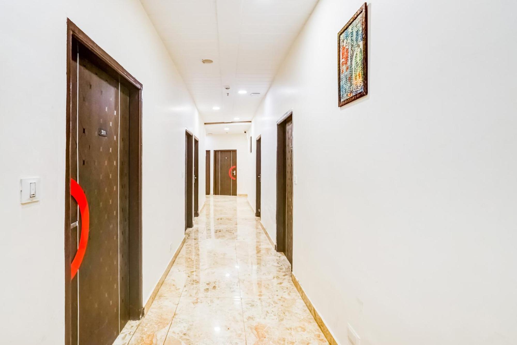 Super Townhouse Jagatpura Hotel Jaipur Exterior foto
