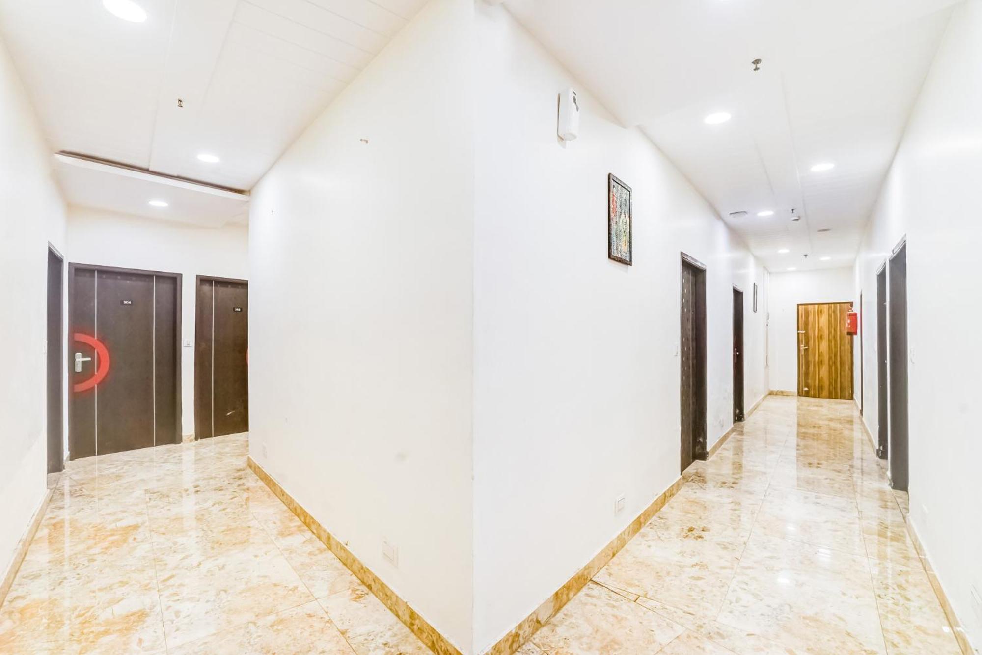 Super Townhouse Jagatpura Hotel Jaipur Exterior foto